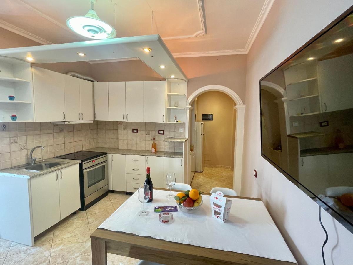 Sea View Apartment Влёра Экстерьер фото